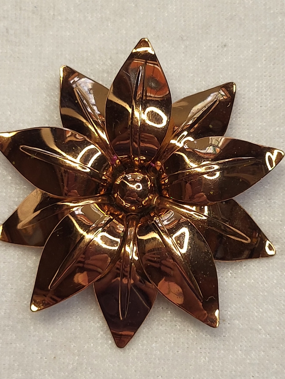 Vintage Sarah Coventry Copper Flower Brooch / Pin